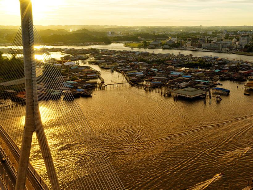 Capture the beauty of the Brunei sunset against the South China Sea