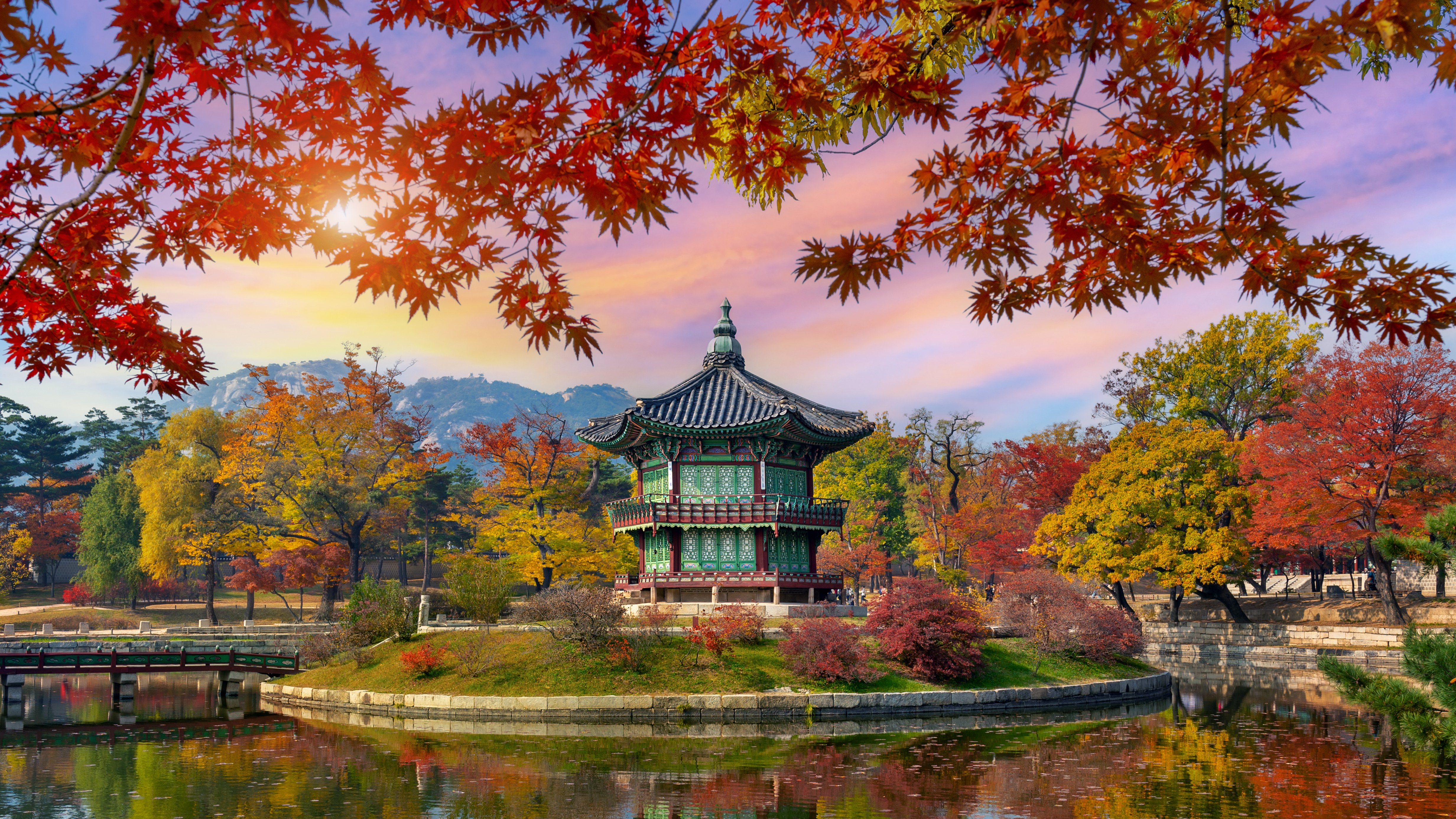 Gyeongbokgung Palace in autumn,Seoul, South Korea