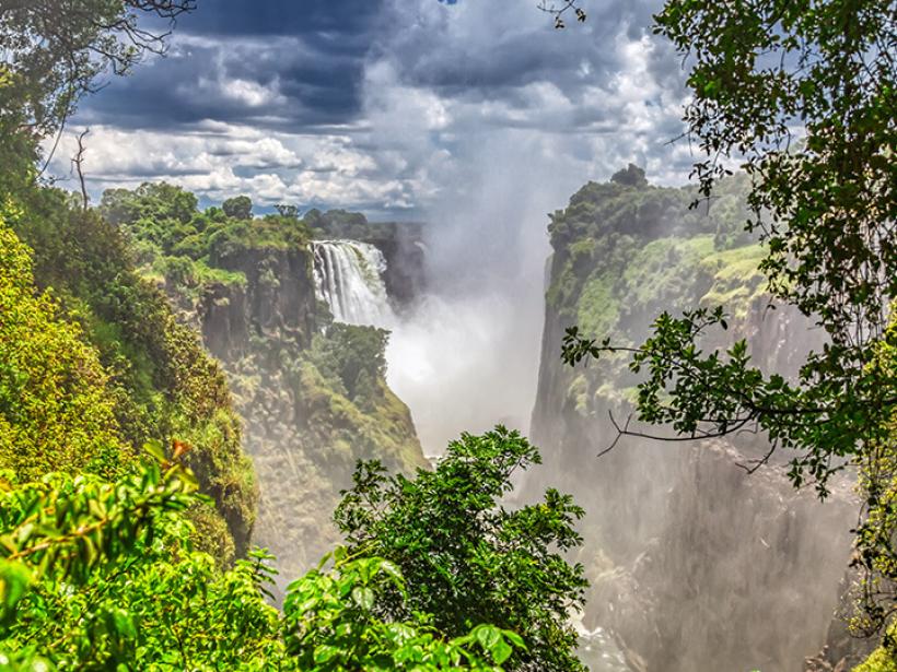 Victoria falls seen from the air is a great addition to your Zimbabwe safari.