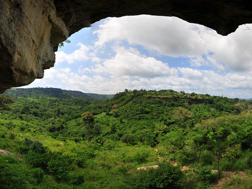 Admire the stunning view of Boti Falls from Umbrella Rock