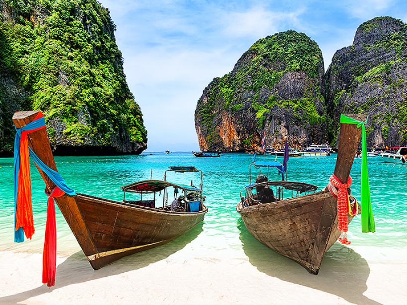 The long-tail boat is native to Southeast Asia and is a great addition for all Thailand tours.